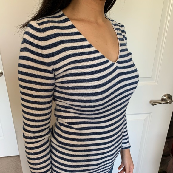 Banana Republic Blue and White Striped Sweater - Picture 1 of 6